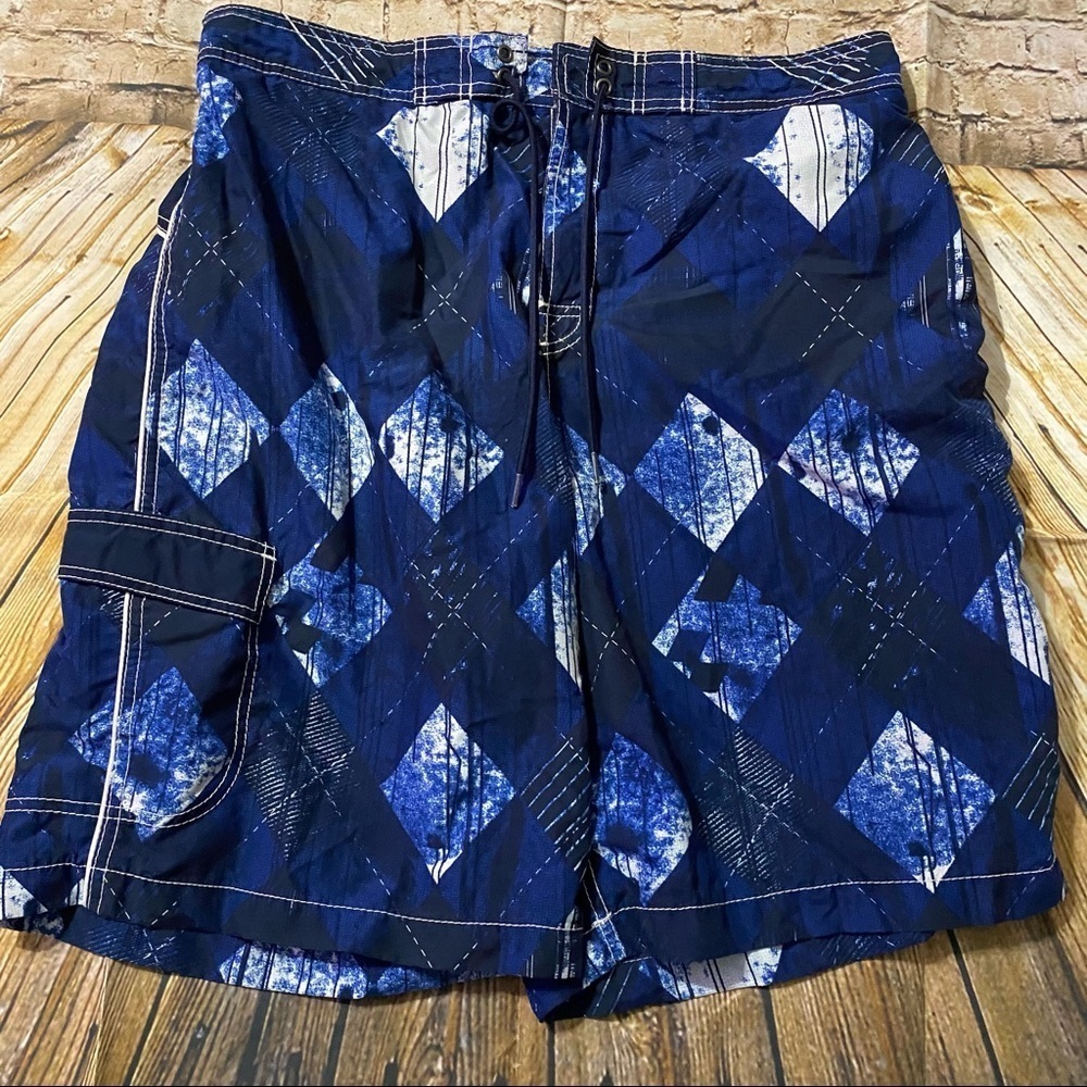 Roundtree & Yorke Blue Diamond Board Swim Shorts